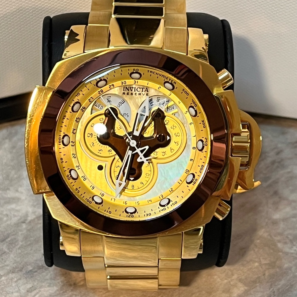 Invicta Reserve Coalition Forces Gold Label Chronograph